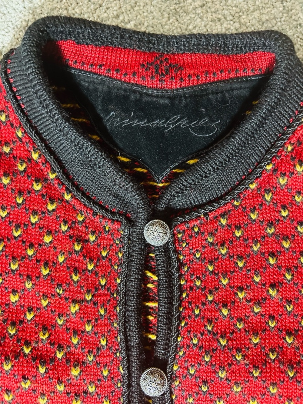 Dale of Norway Black and Red Rose Patterned 100% Wool Cardigan Ski Sweater, M
